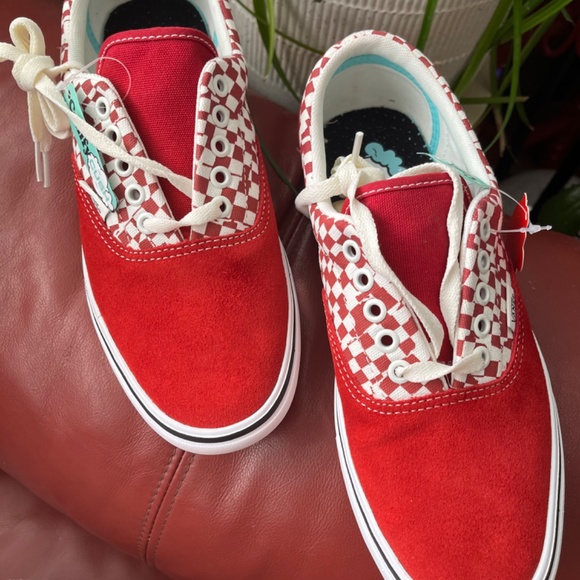 Vans Comfycrush Era shoes  : Red - Picture 2 of 7